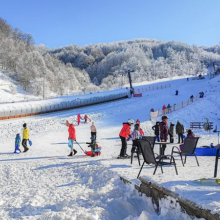 Hotel Junior Kopaonik Eksteriør billede