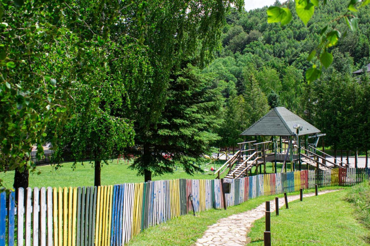 Hotel Junior Kopaonik Eksteriør billede