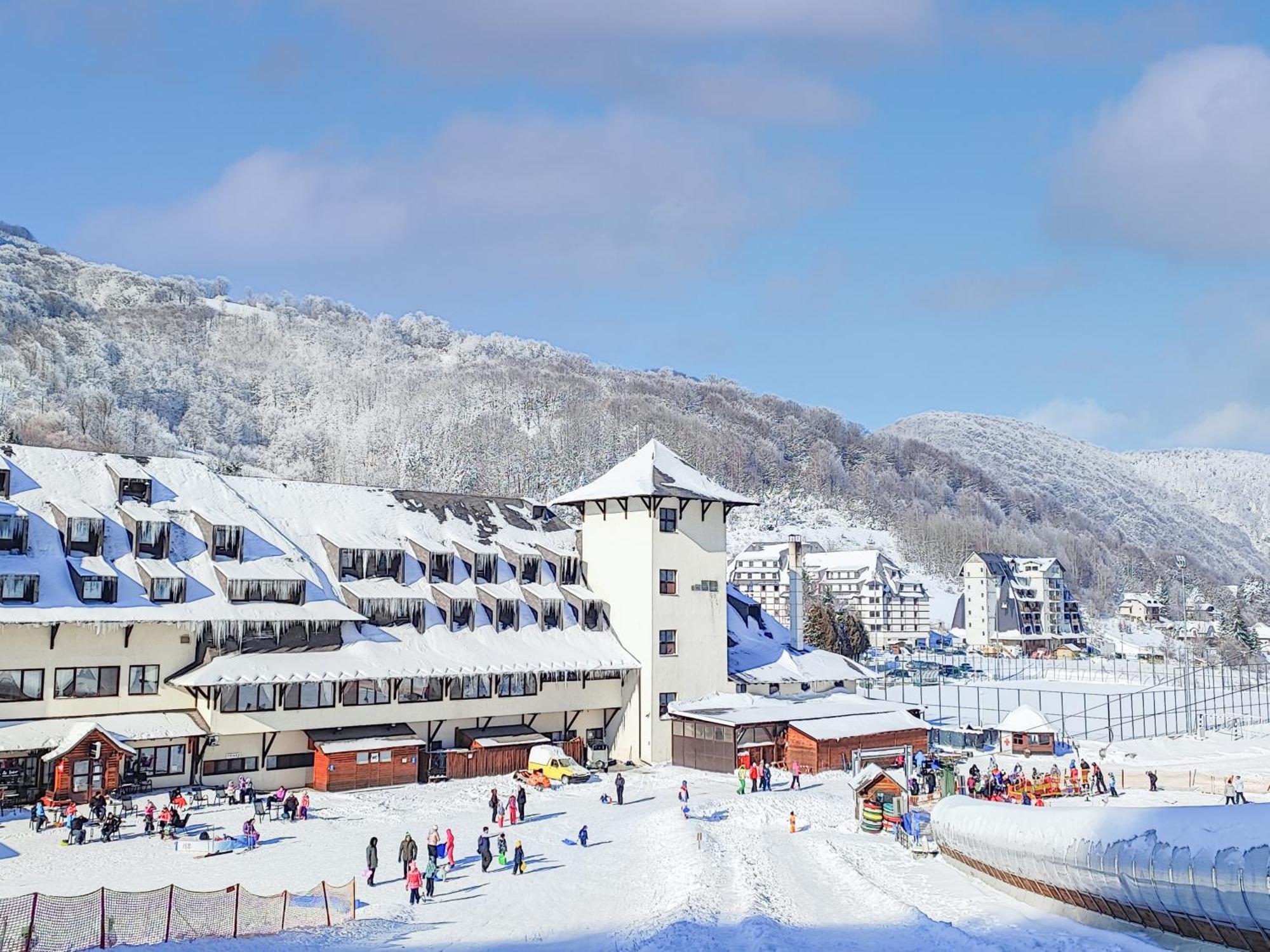 Hotel Junior Kopaonik Eksteriør billede